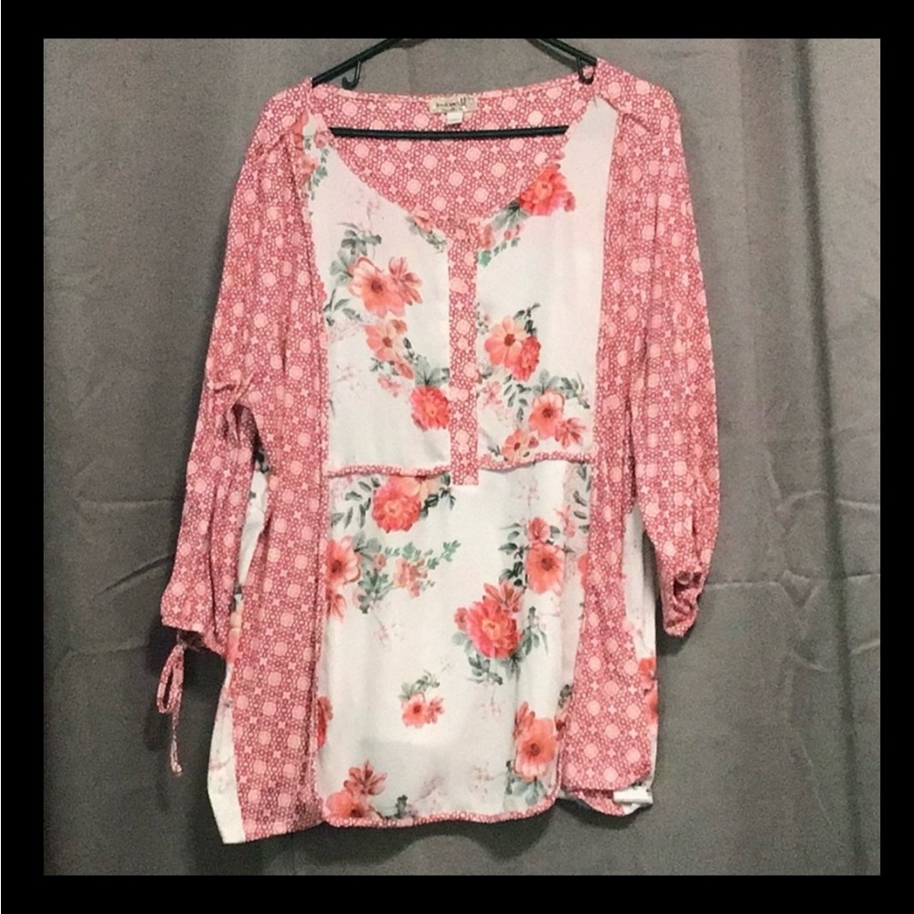 One World 3X 3/4 Sleeve Blouse